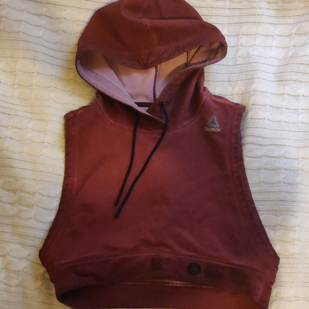 Reebok Crop top